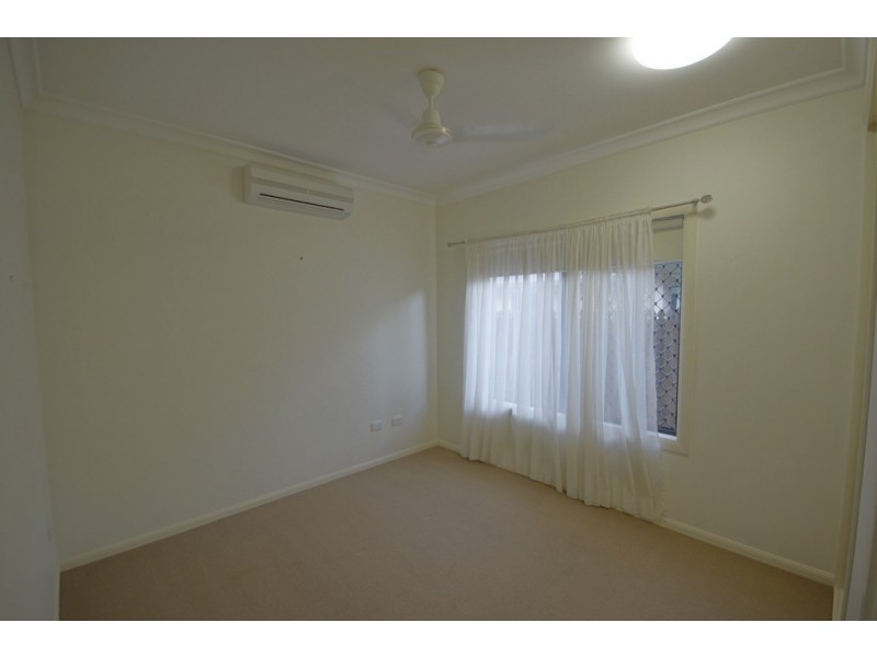 37 Waterlily Cct, Douglas QLD 4814