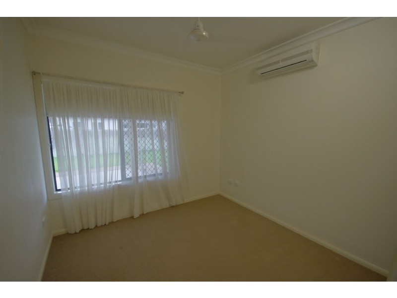 37 Waterlily Cct, Douglas QLD 4814