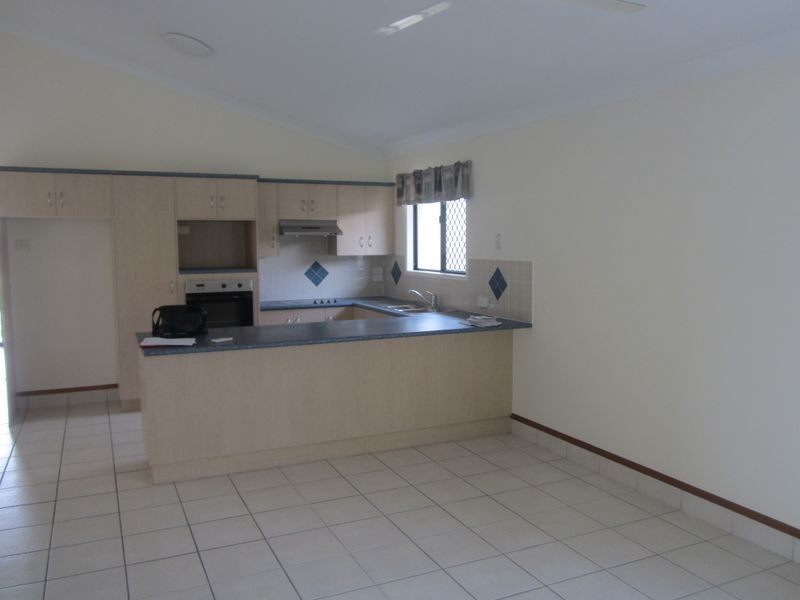 15 Sea Eagle Court, Douglas QLD 4814