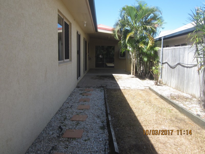 6 Honeyeater Circuit, Douglas QLD 4814