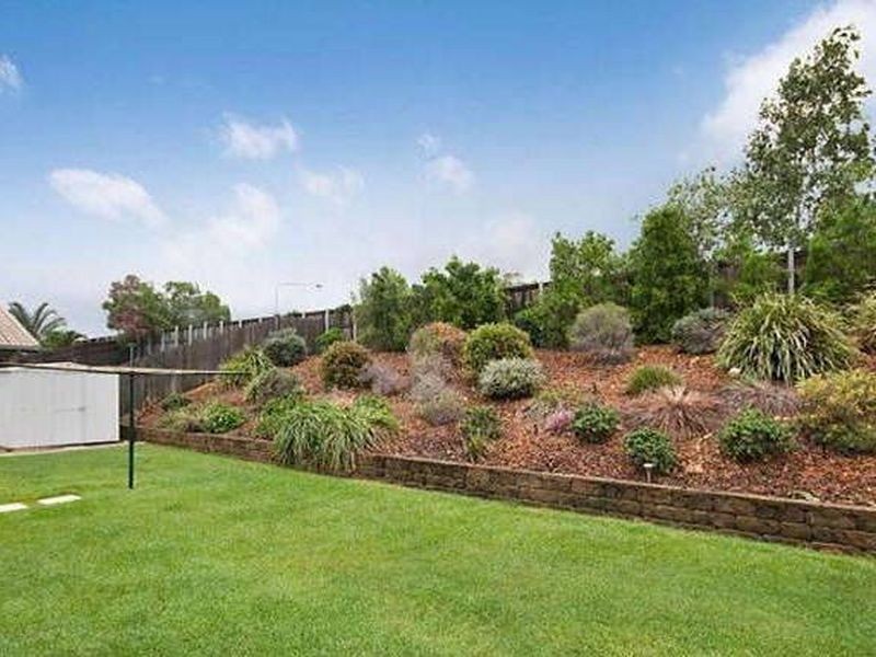 2 Finch Lane, Douglas QLD 4814