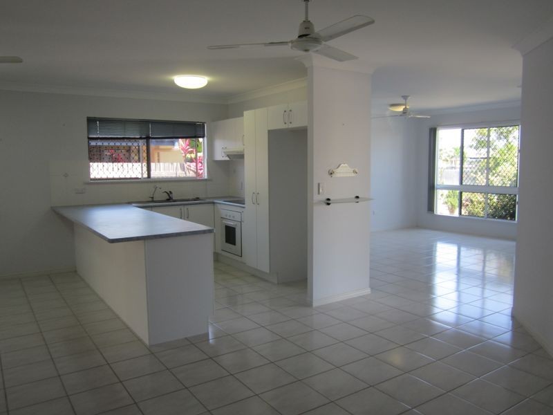 2 Finch Lane, Douglas QLD 4814