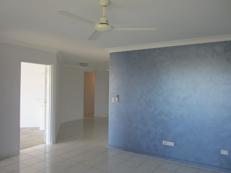 2 Finch Lane, Douglas QLD 4814
