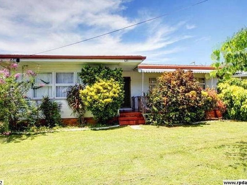 121 Ross River Road, Mundingburra QLD 4812