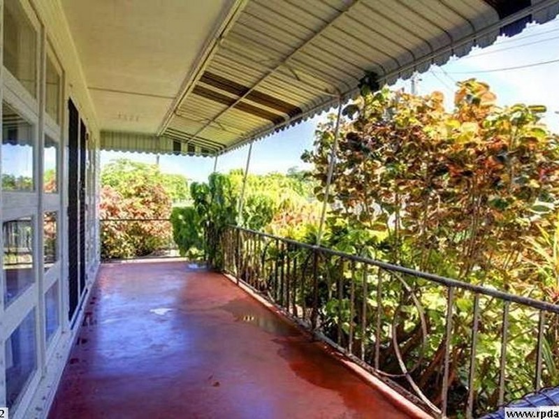 121 Ross River Road, Mundingburra QLD 4812