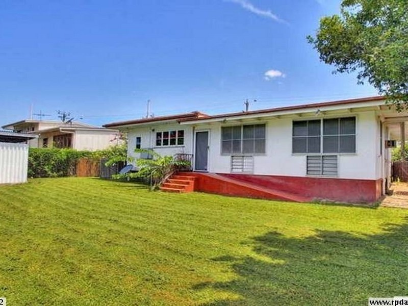 121 Ross River Road, Mundingburra QLD 4812