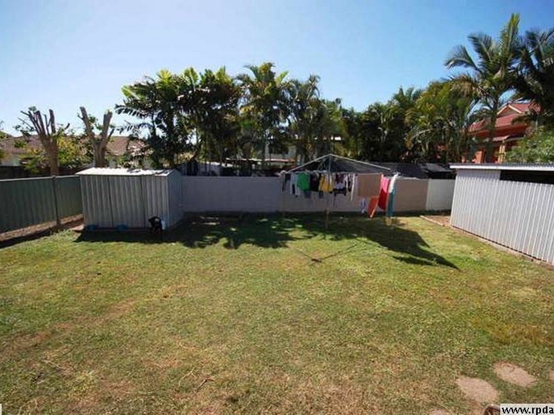 121 Ross River Road, Mundingburra QLD 4812