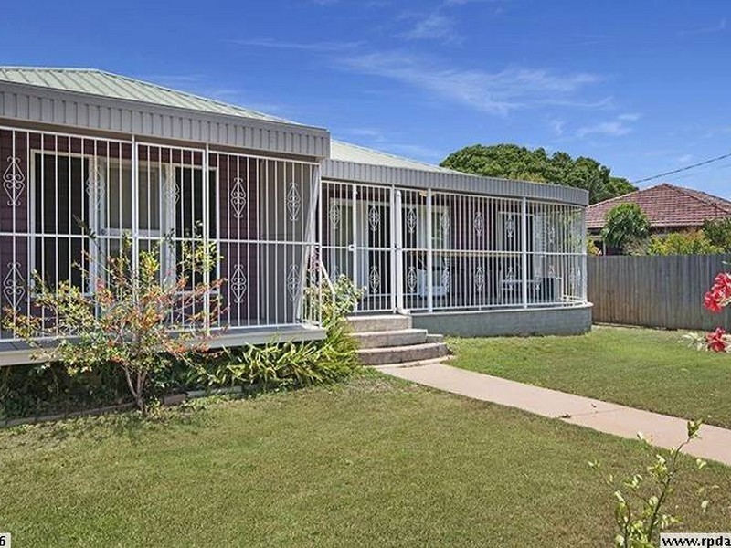 104 Ross River Road, Mundingburra QLD 4812