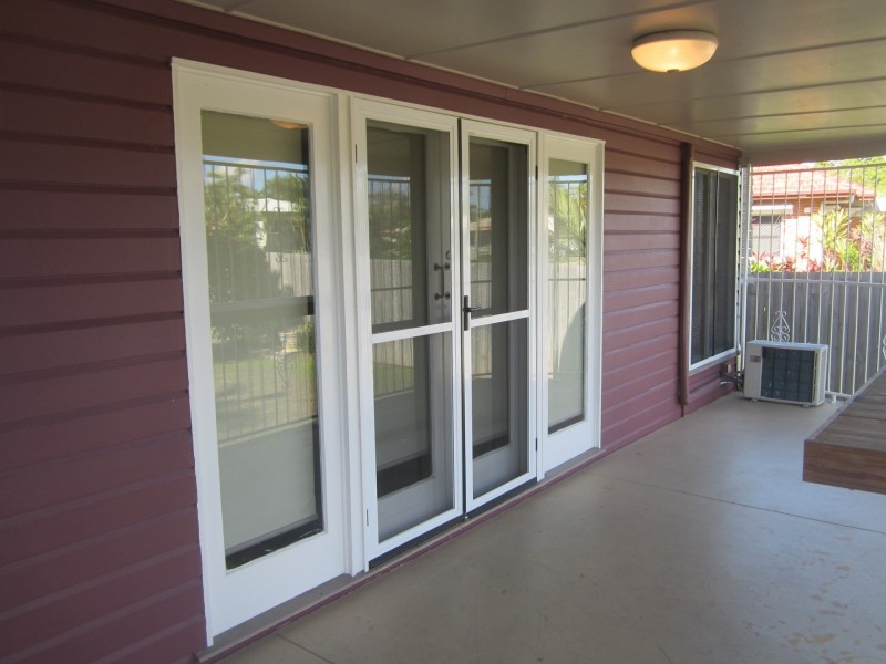 104 Ross River Road, Mundingburra QLD 4812