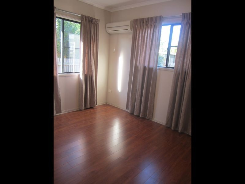 Pimlico QLD 4812