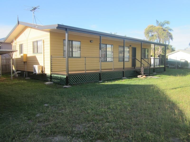 Pimlico QLD 4812
