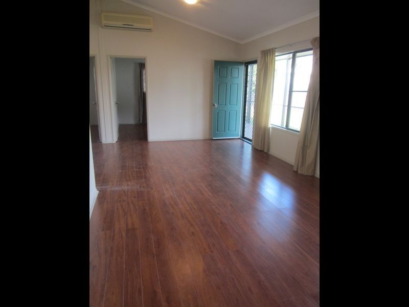 Pimlico QLD 4812