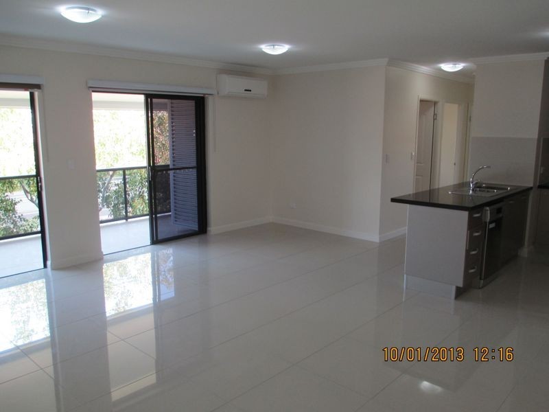 Unit 17/309 Angus Smith Drive, Douglas QLD 4814