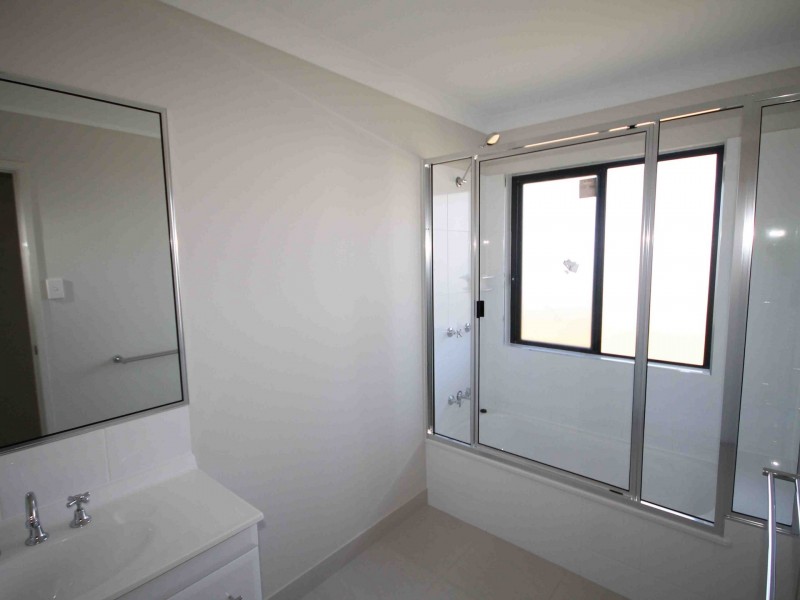 21 Smugglers Cove, Mount Low QLD 4818