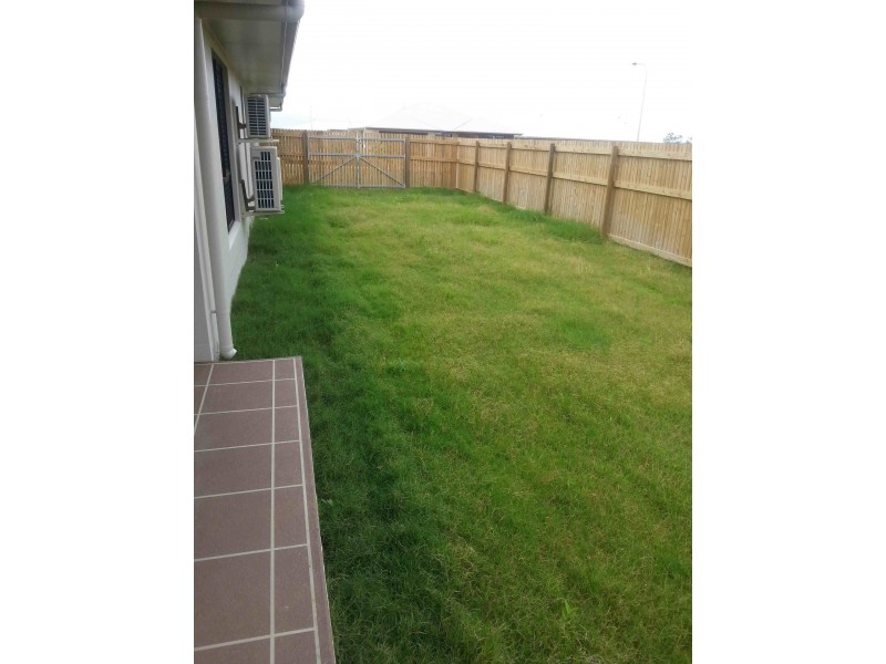 21 Smugglers Cove, Mount Low QLD 4818