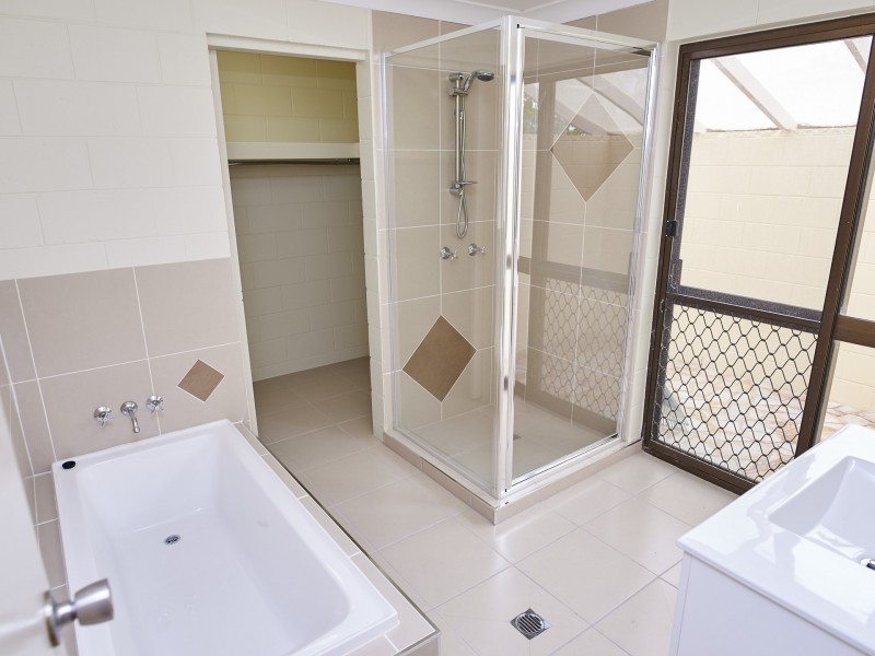 36 Deloraine Street, Thuringowa Central QLD 4817