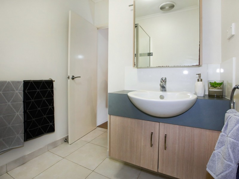 Unit 3/159-163 Riverside Boulevard, Douglas QLD 4814