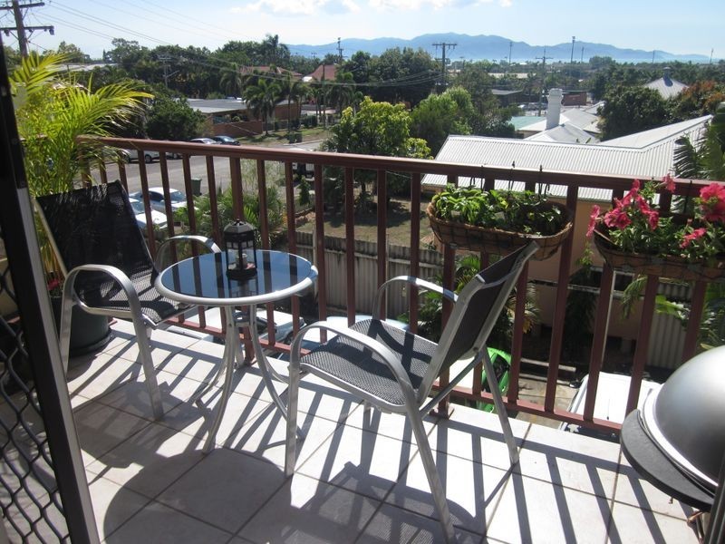 6/1 Burke Street, North Ward QLD 4810