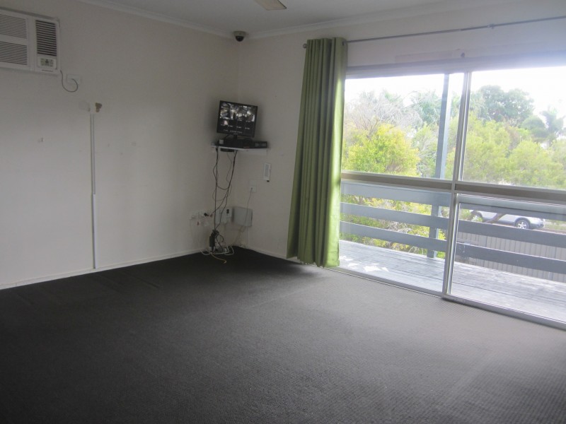 9 Hatchet Street, Cranbrook QLD 4814