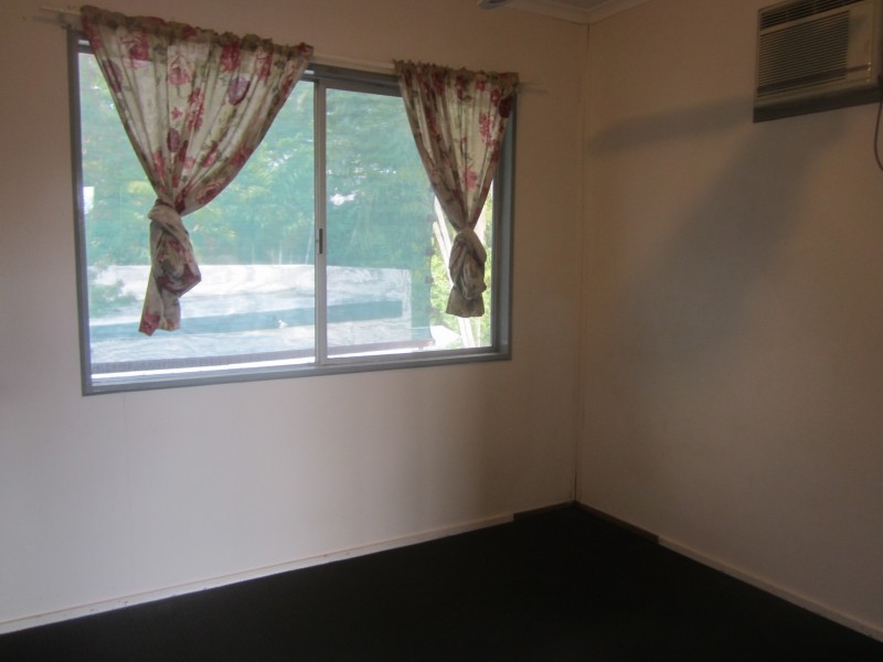 9 Hatchet Street, Cranbrook QLD 4814