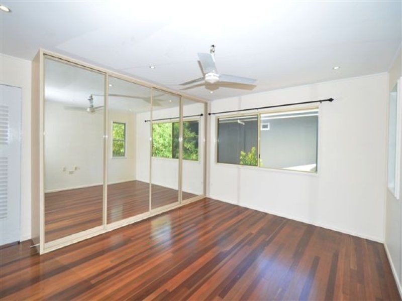 29 The Esplanade, Pallarenda QLD 4810