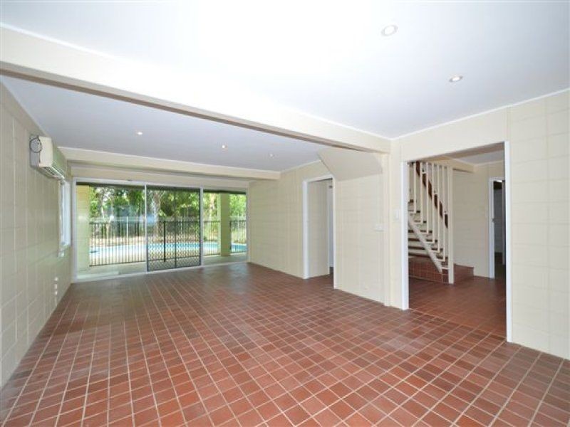 29 The Esplanade, Pallarenda QLD 4810