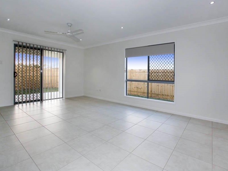 28 Delaware Green, Mount Louisa QLD 4814