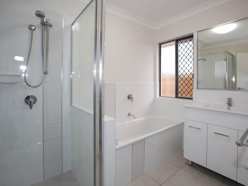 28 Delaware Green, Mount Louisa QLD 4814