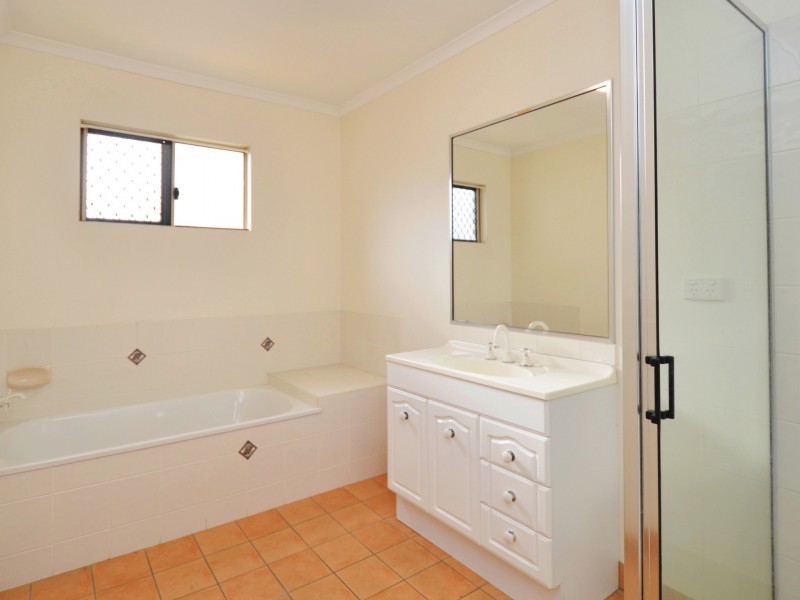 34 Lakeshore Circuit, Idalia QLD 4811