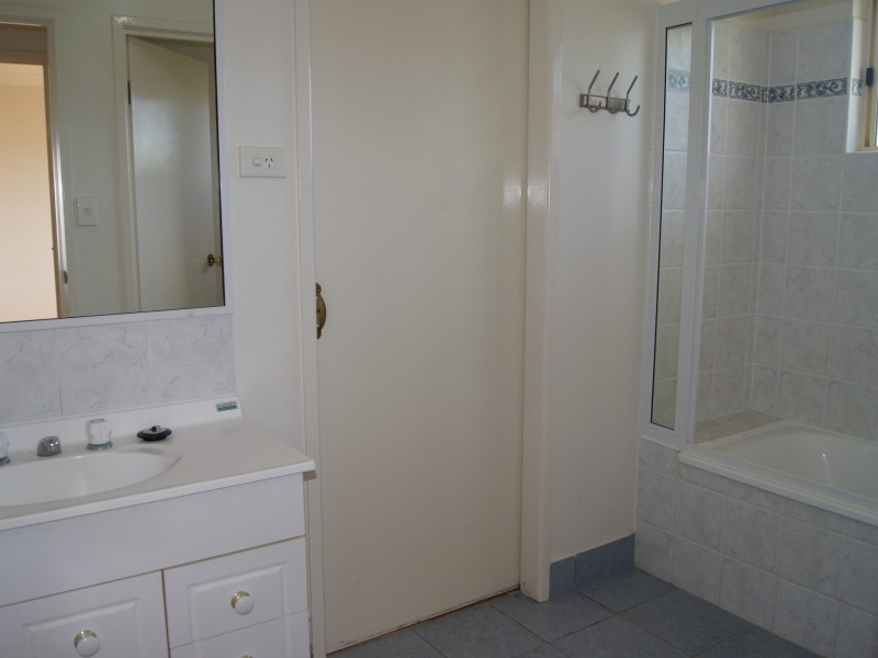 2 Mentana Court, Wulguru QLD 4811