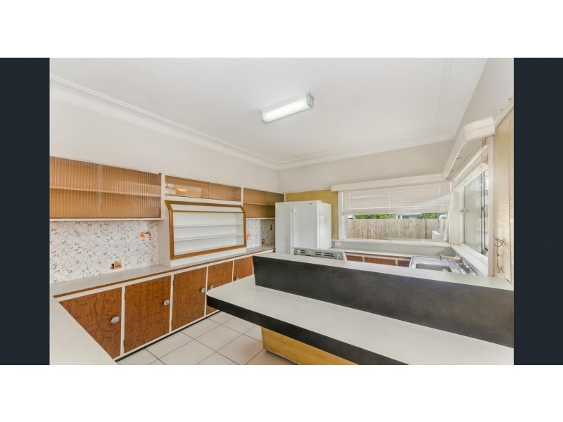 35 Swales Street, Mundingburra QLD 4812