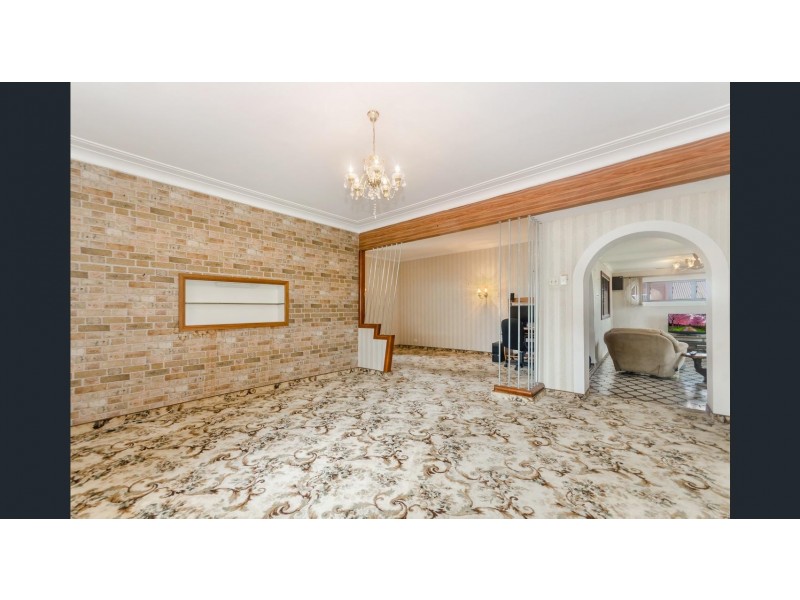 35 Swales Street, Mundingburra QLD 4812