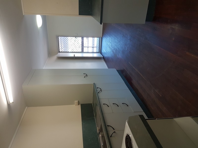 1/5 Esplanade, Pallarenda QLD 4810