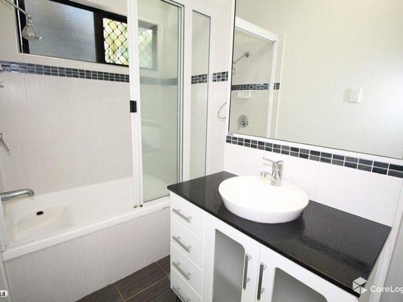 15A Townsville Street, West End QLD 4810