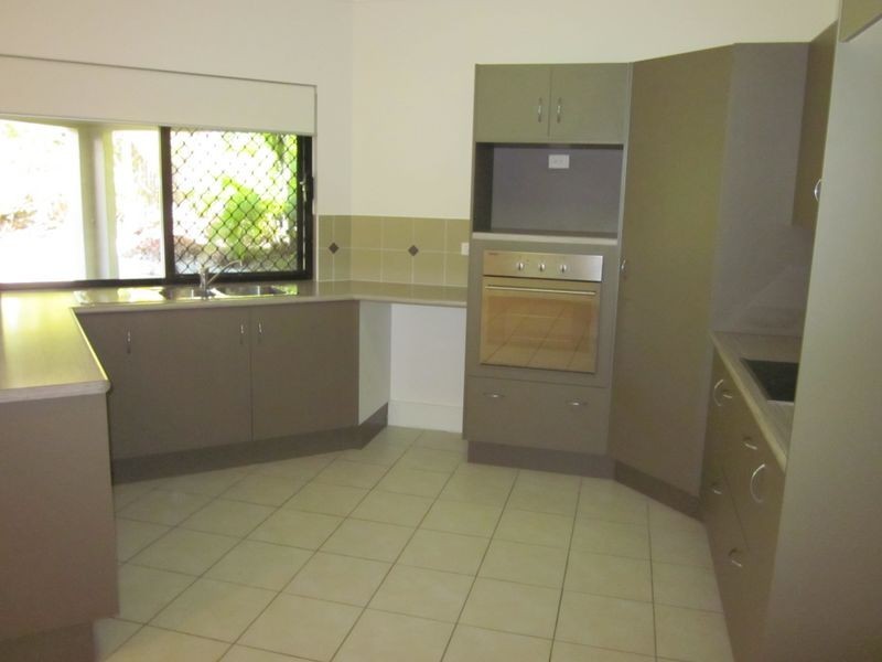 Mount Louisa QLD 4814