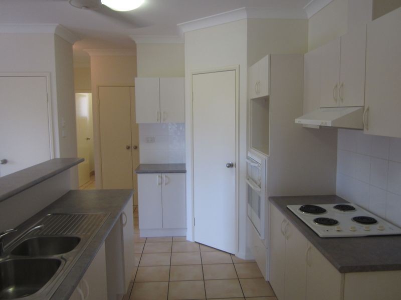 2 Oarsman Place, Douglas QLD 4814