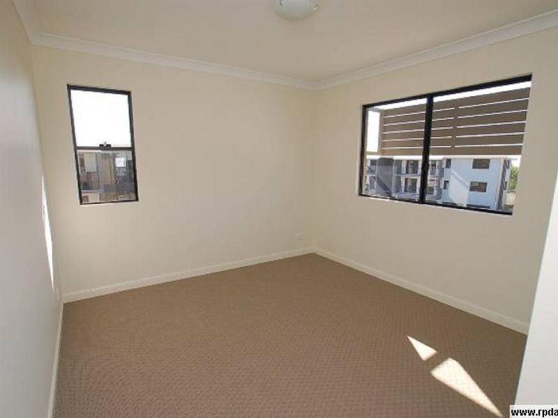 38/319 Angus Smith Drive, Douglas QLD 4814