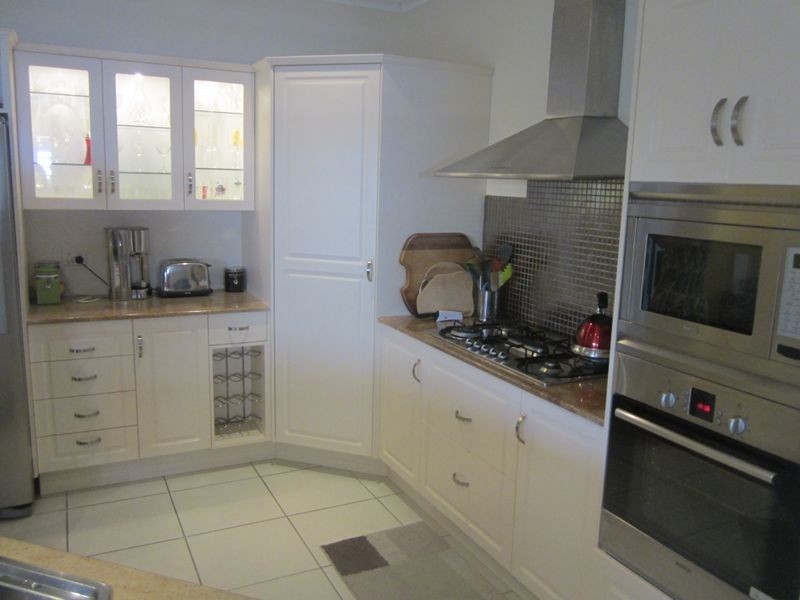 41 Sheerwater Parade, Douglas QLD 4814