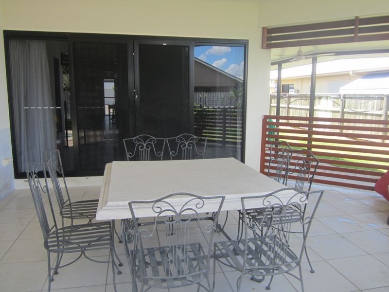 41 Sheerwater Parade, Douglas QLD 4814