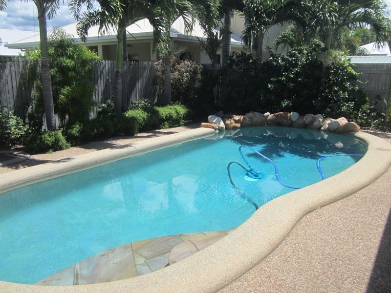 41 Sheerwater Parade, Douglas QLD 4814