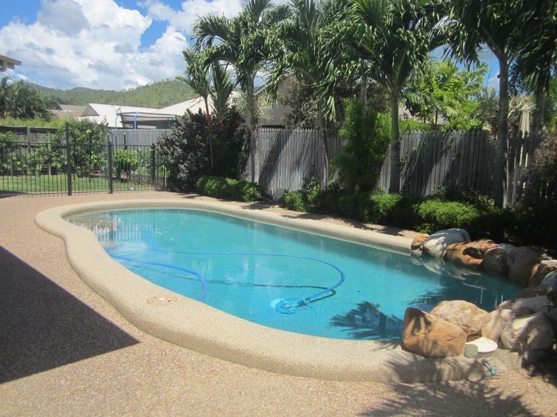 41 Sheerwater Parade, Douglas QLD 4814