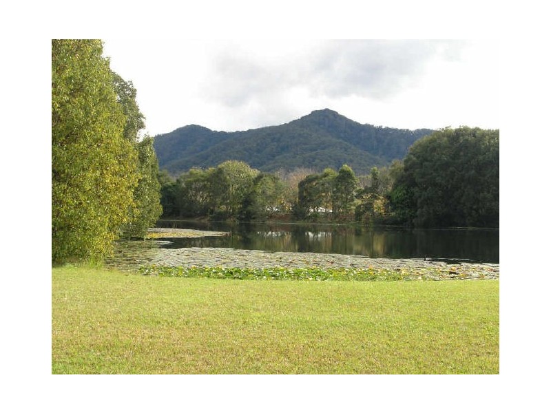 24 Faviell Drive, Bonville NSW 2441