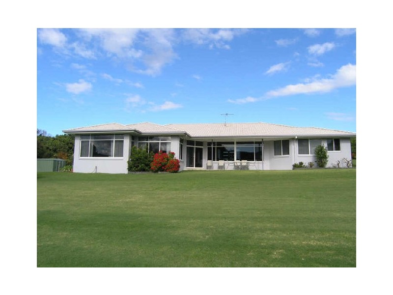 24 Faviell Drive, Bonville NSW 2441