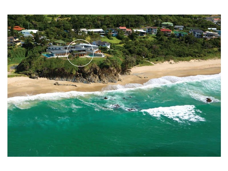 43 Sapphire Crescent, Sapphire Beach NSW 2450