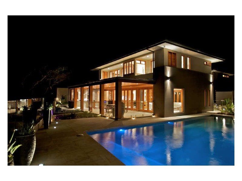43 Sapphire Crescent, Sapphire Beach NSW 2450
