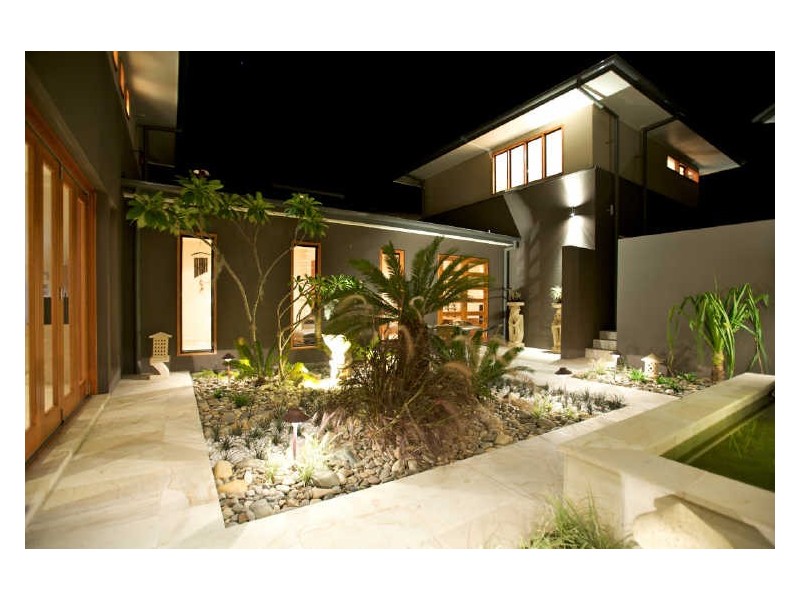 43 Sapphire Crescent, Sapphire Beach NSW 2450