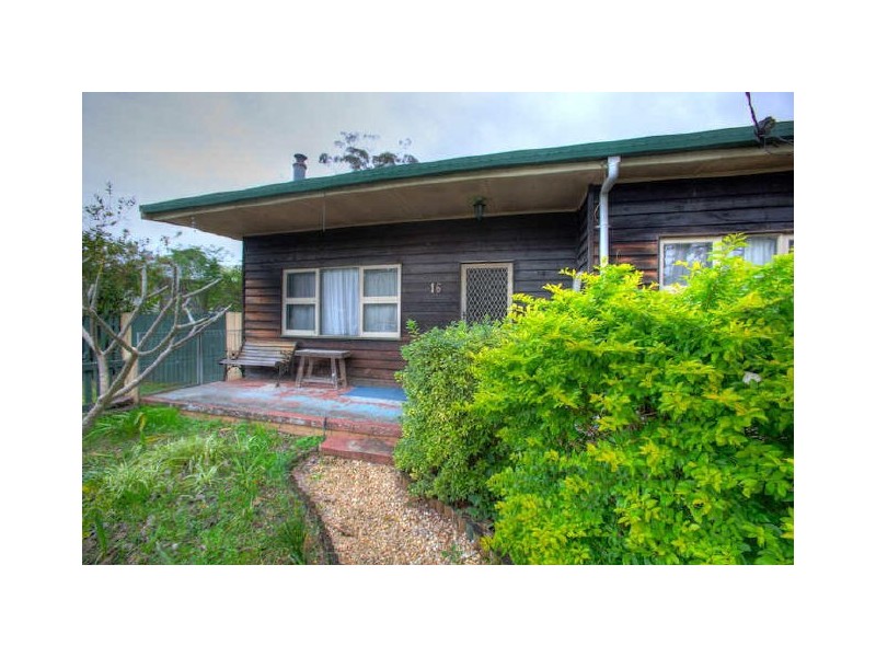 16 Gundagai Street, Coffs Harbour NSW 2450