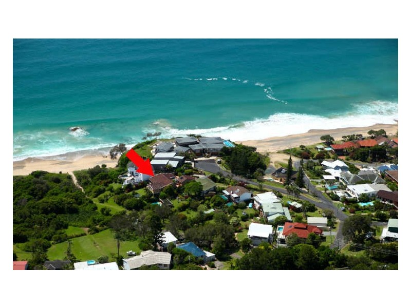 37 Sapphire Crescent, Sapphire Beach NSW 2450