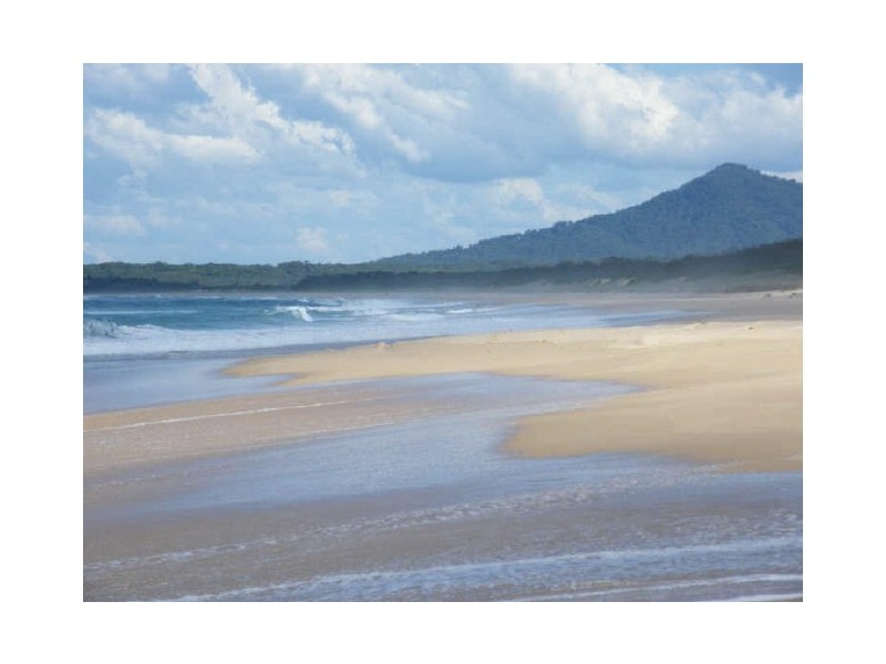 17 Winter Avenue, Mylestom NSW 2454