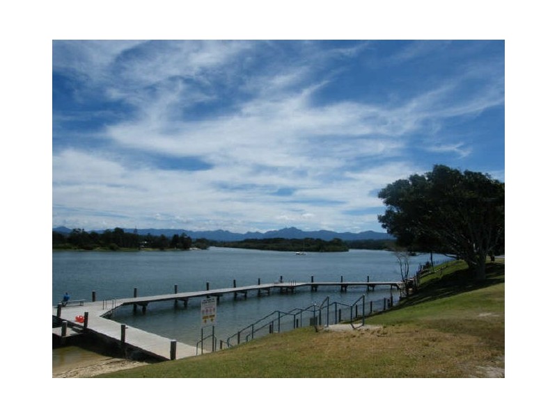 17 Winter Avenue, Mylestom NSW 2454